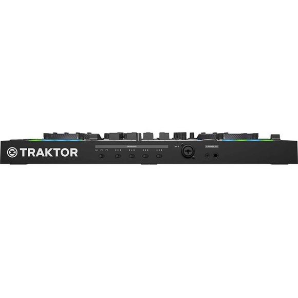 Native Instruments Traktor Kontrol S4 MK3 DJ Controller & Flight Case Brand New - Picture 6 of 8